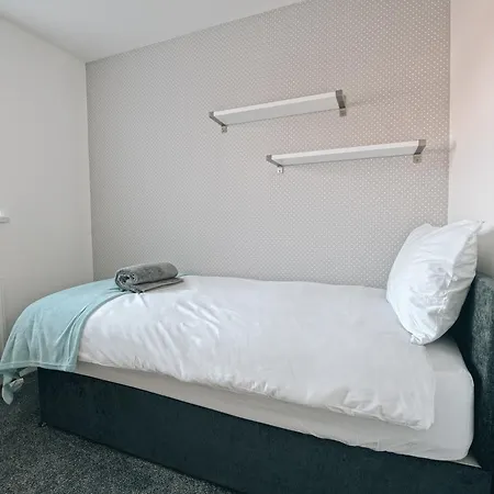 Sutton Mews Holiday home