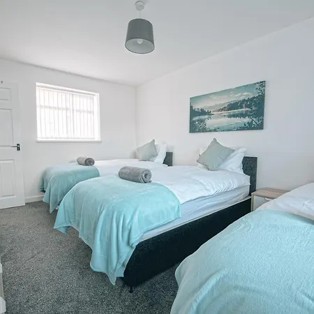 Sutton Mews * Leeds (West Yorkshire)