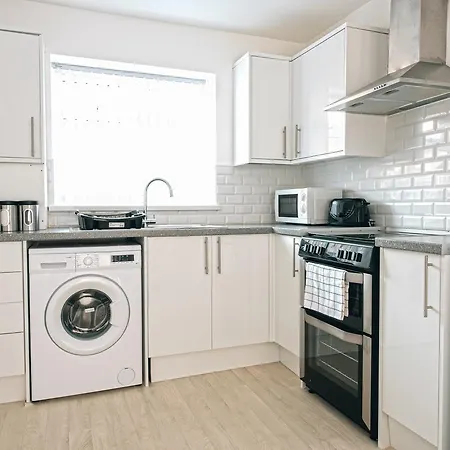 Sutton Mews * Leeds (West Yorkshire)